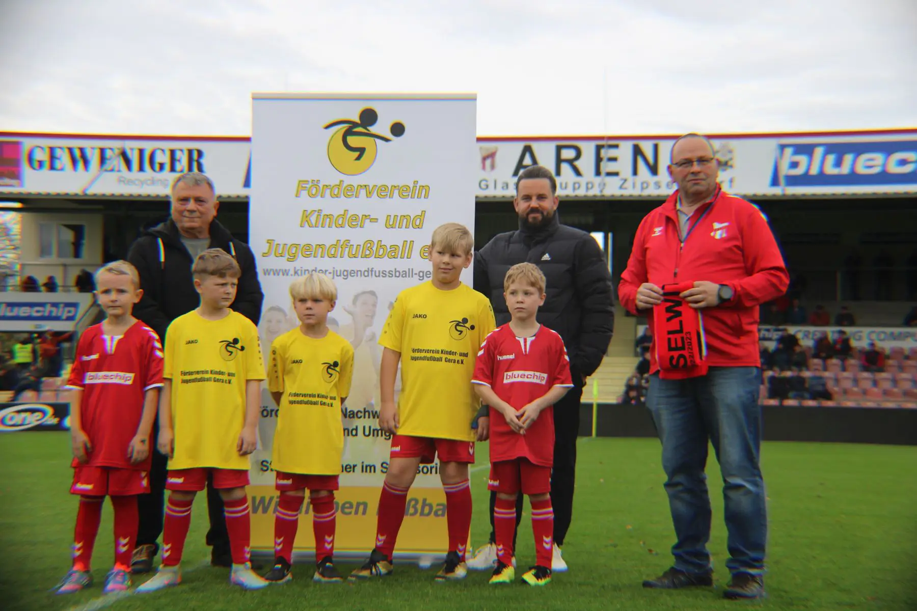 ZFC Meuselwitz und Förderverein Kinder- und Jugendfußball e.V. Gera verlängern Partnerschaft ZFC Meuselwitz und Förderverein Kinder- und Jugendfußball e.V. Gera verlängern Partnerschaft